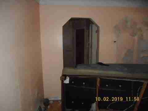 11736 Montrose (19)_m.jpg